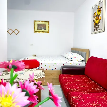 House Of Linda 93 Villa Berat Exterior photo